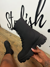 Load image into Gallery viewer, Chrisley Boots