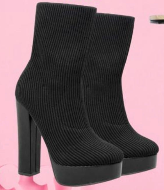 Malie Ankle Boot