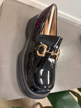 Load image into Gallery viewer, Remi Loafers