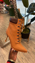 Load image into Gallery viewer, Timber Lynn Ankle Boots